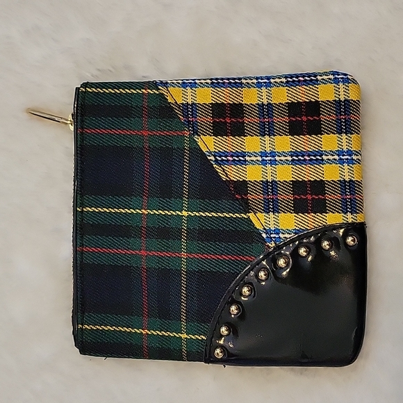 MAC toiletry bag  | Free w/Purchase - Picture 4 of 10